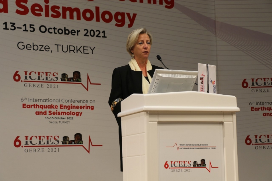 2021/10/1634128515_turkiye_deprem_muhendisligi_dernegi_baskani_bilge_sIyahI_.jpg