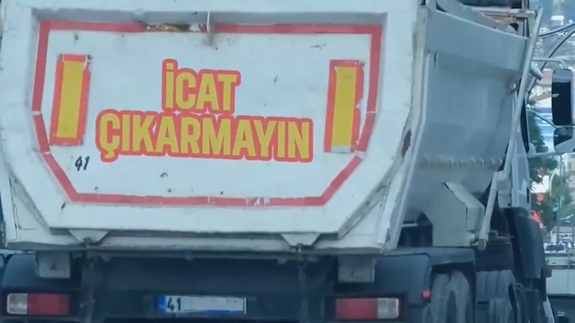 Tahir Büyükakın, Babalar Günü’nü kliple kutladı