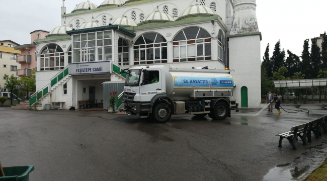 Gebze'de camiler Cuma Namazı için hazır