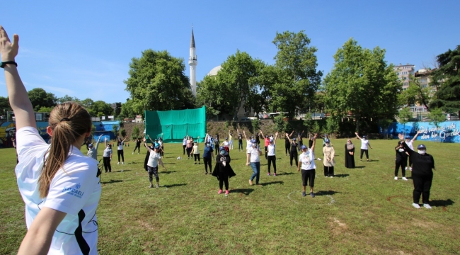 Anne Şehir'de açık havada spor egzersizleri başladı