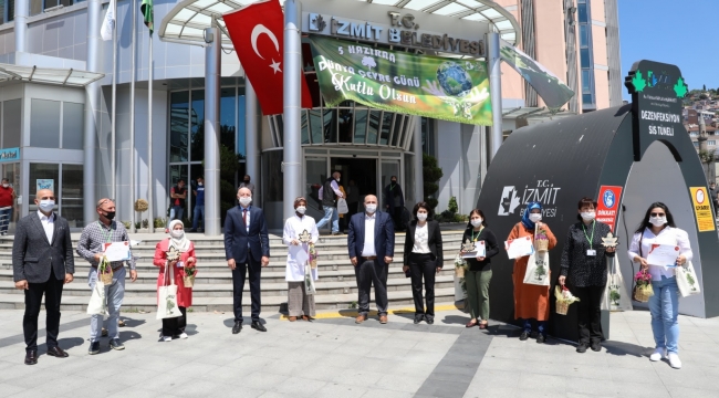 İzmit Belediyesi yılın çevrecilerine ödüllerini verdi