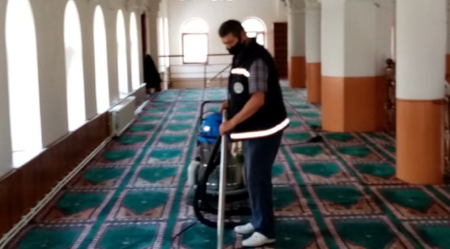 Gebze'de Camiler bayrama hazırlanıyor