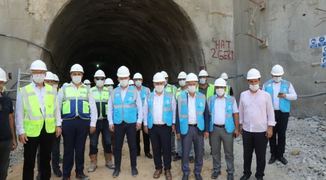 Metro tünelinde inceleme yaptılar