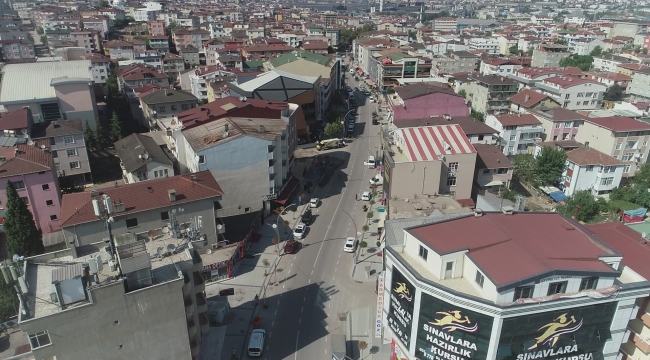 Büyükşehir, Aşıroğlu Caddesi'ndeki mesaisini yoğunlaştırdı