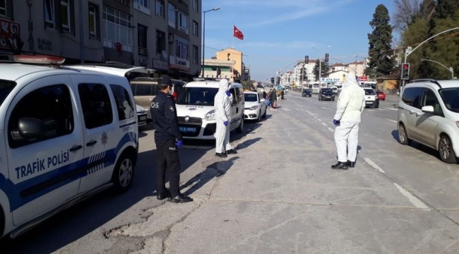 Kocaeli'de tedbirlere uymayan 234 kişiye ceza!