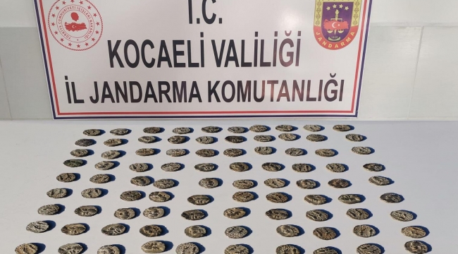 100 Adet sikke ele geçirildi