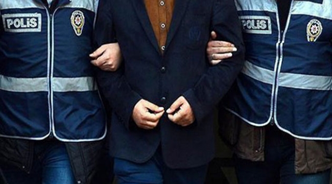 9 Askeri personel gözaltına alındı