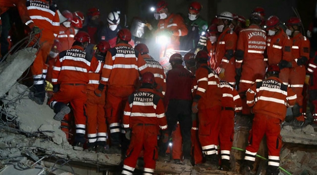 AFAD: Depremde 102 kişi hayatını kaybetti, 1026 kişi yaralandı