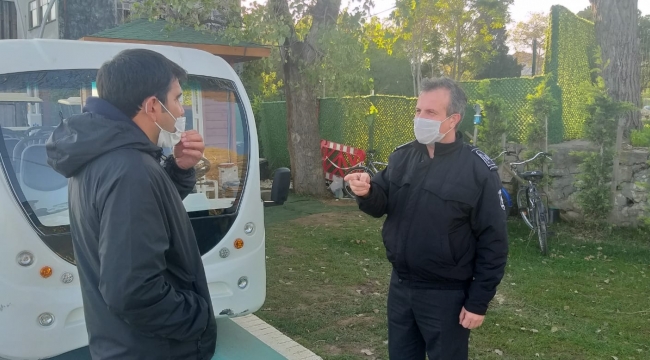 Darıca Millet Bahçesi'nde maske ve sosyal mesafe denetimi