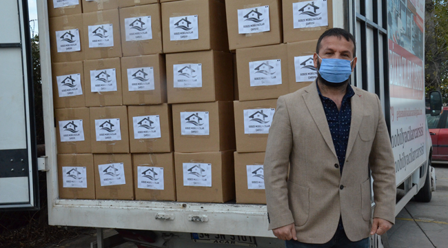 Gebze Mobilyacılar Çarşısından İzmir'e 300 yardım kolisi 