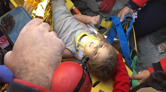 Minik Ayla, 91 saat sonra enkazdan sağ kurtarıldı