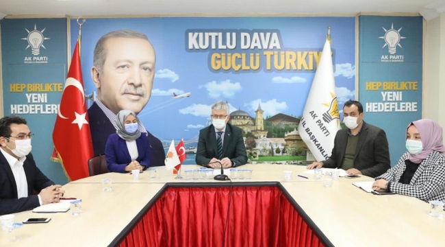 AK Parti'de ilk birim başkanları toplantıları yapıldı