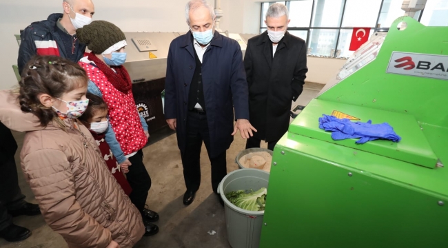 Başkan Büyükgöz çevreci tesisi öğrencilere tanıttı