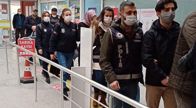 Kocaeli'de FETÖ'nün gaybubet evlerine baskın: 7 gözaltı