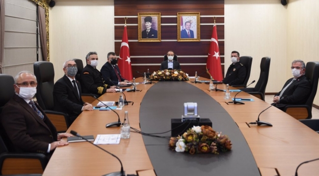 Vali Yavuz'a, aşıyla ilgili Kocaeli'de önemli görev!