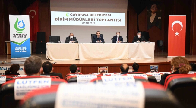 Çiftçi birim müdürleriyle  değerlendirme yaptı