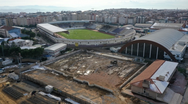Gebze'nin yeni futbol sahası şekillenmeye başladı