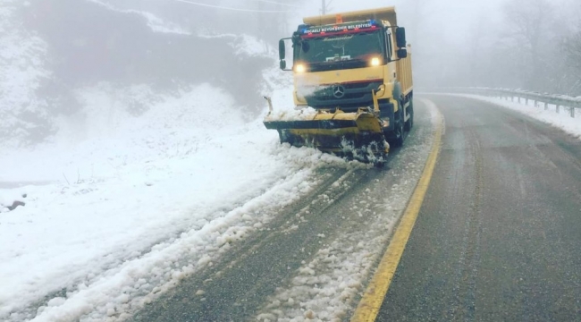 Kartepe'de kar yağışı etkili oldu!