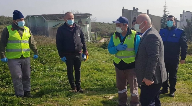 Darıca'da hayvanlar için çeşitli yerlere mama ve su bırakılıyor