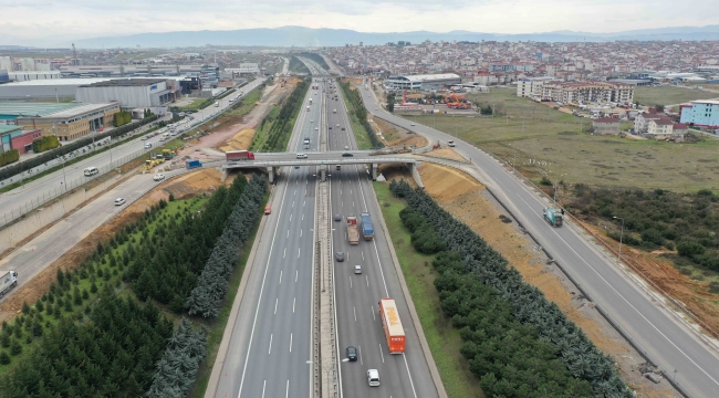 Gebze'de köprü bağlantısı 12 günde tamamlandı