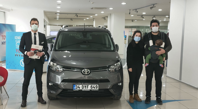 Gebze-Toyota Plaza Aykon'da ilk Proace City Teslimatı yapıldı