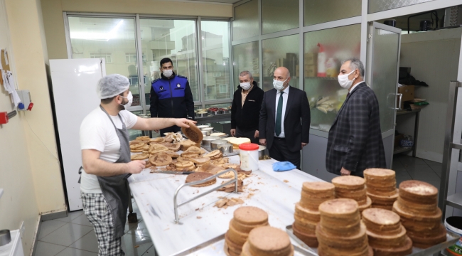 Başkan Bıyık, fırınları tek tek denetledi