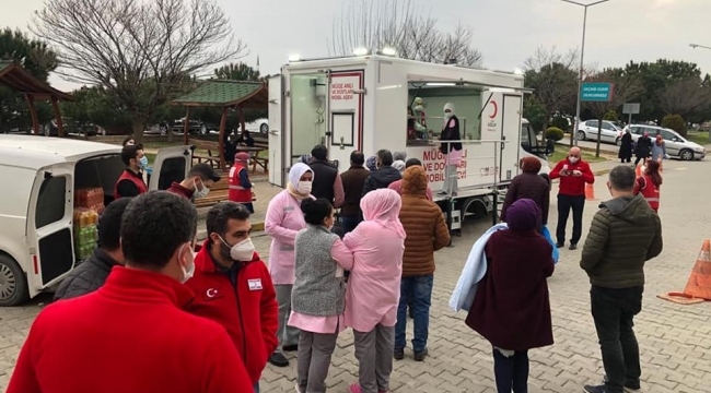 Kızılay Darıca, Ramazan'da sağlık çalışanlarını unutmadı!