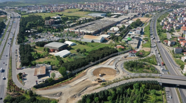 Çiftlik Caddesi Kavşağı bayramdan sonra trafiğe açılıyor!