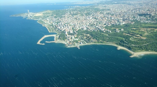 Deniz salyalarından temizlenen Darıca ve Kocaeli sahilleri eski haline dönüyor