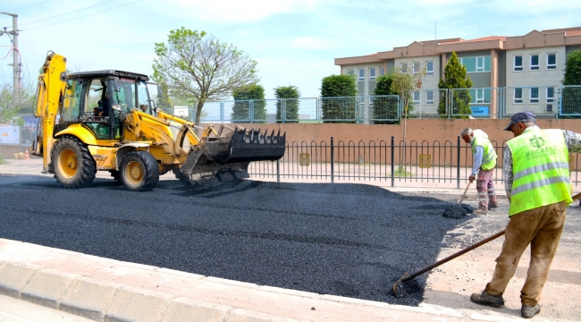 Gebze Yeni Bağdat Caddesi'nde asfalt yama çalışması