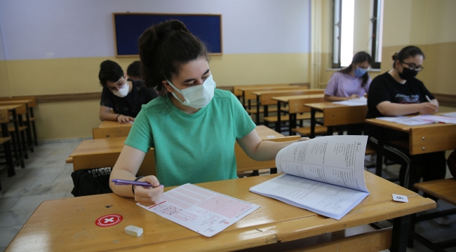 Edebi Hayat Okumaları Projesi'nde sorular yanıtlandı  