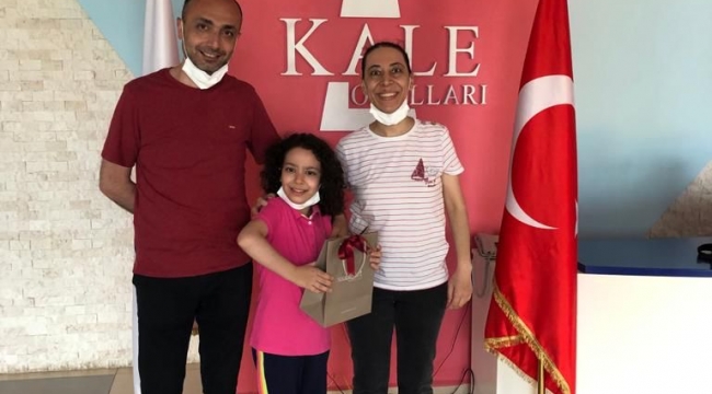 Kale Okulları "Hayalimdeki Bayram" temalı ödül töreni düzenledi