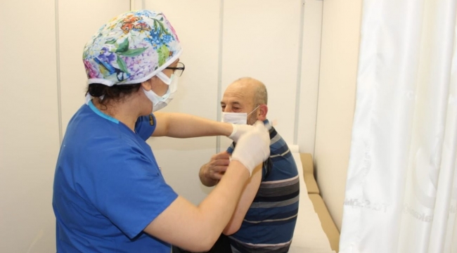 Kocaeli'de özel hastaneler ve ASM'lerde Biontech aşılamasına başlandı
