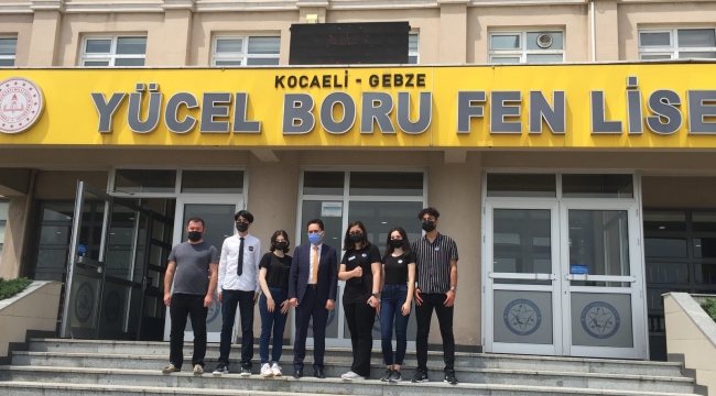 O çocuklar ödülleri topladı