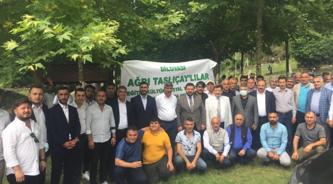 Taşlıçaylılar piknikte buluştu