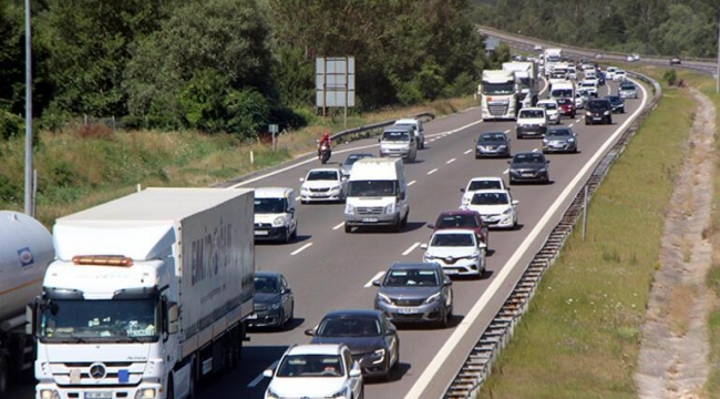 TEM'in Kocaeli geçişinde 'bayram' yoğunluğu!