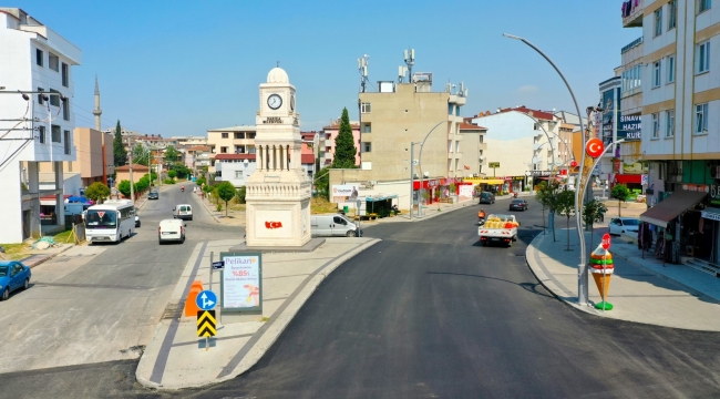 Aşıroğlu Caddesi'nde son kat asfalt serildi