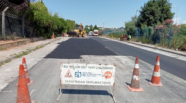 Çayırova'daki iki önemli caddeye konfor geldi