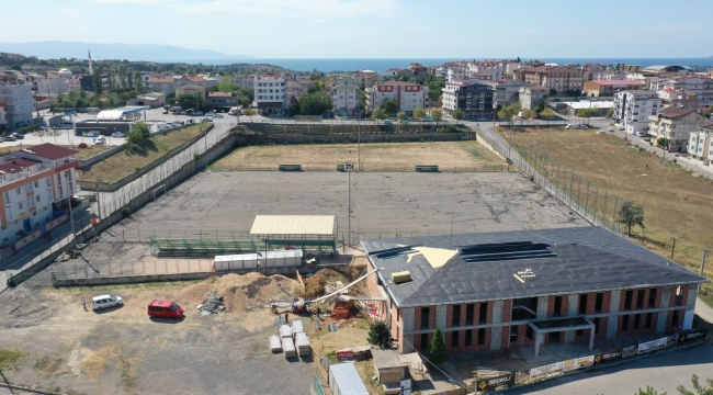 Darıca Nene Hatun Stadında gece de maç oynanacak