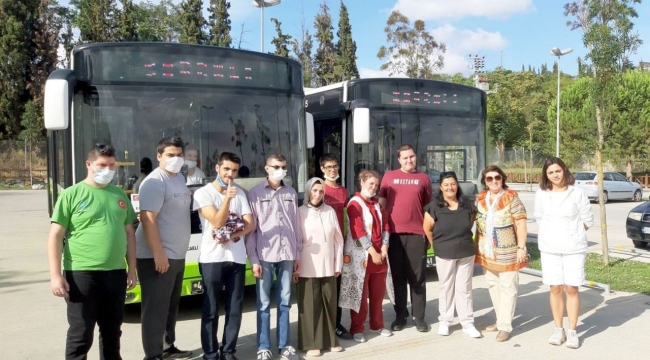 Karamürsel Engelsiz Yaşam Derneği, Darıca'da eğlendi