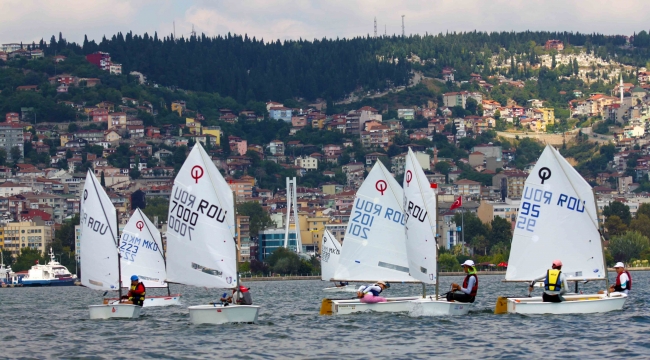 Körfez'de yelkenler fora