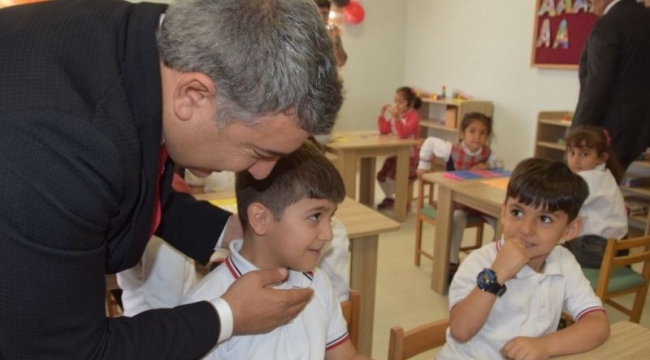 Başkan Şayir Dilovası'nı geleceğe eğitimle hazırlıyor 