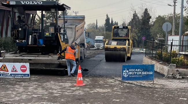 Dilovası Demirciler Köyü'nde üstyapı çalışması