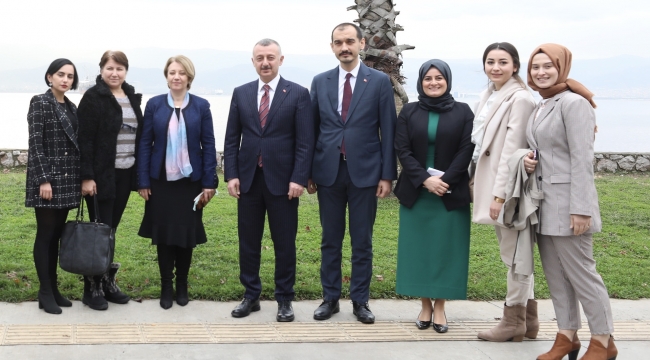 Büyükakın: Bu kent kadının emeğiyle güzelleşecek ve kalkınacak