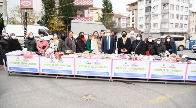 Çayırova'lı kadınlara el işi ürünleri satış noktası