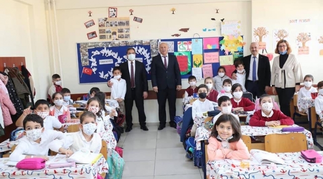 Kaymakam Güler ve Başkan Büyükgöz, yeni haftaya okul ziyaretiyle başladı