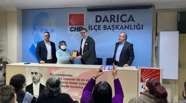 CHP'nin Gülbeyaz ablası emekli oldu