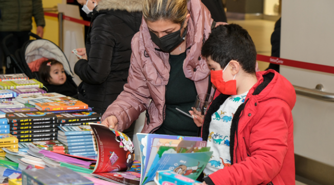 Gebze Center AVM'den öğrencilere 50 TL değerinde para çeki hediye