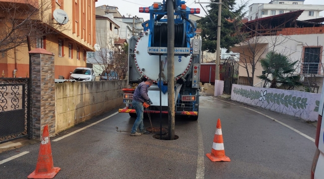 Gebze'nin altyapı hatlarında temizlik yapılıyor  