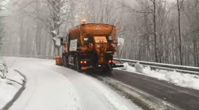 Kocaeli'nin yüksek kesimlerine kar yağdı